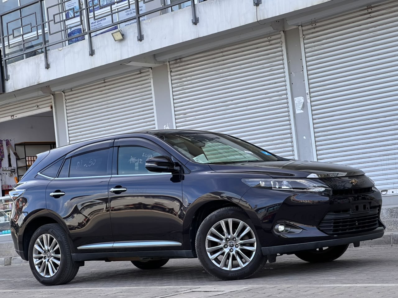 Toyota Harrier Anaconda